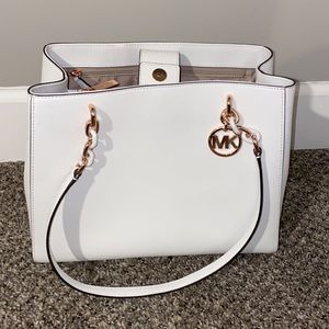 MK Purse